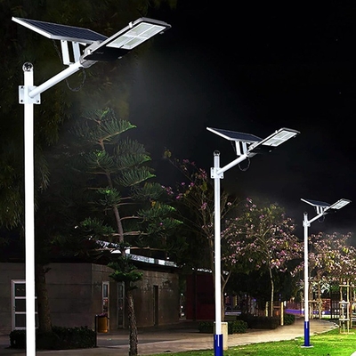 Die Casting Aluminum All In One Solar LED Street Light Mono Solar Panel High Heat Dissipation