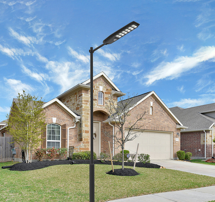 Smart Solar Lighting Lamp 300W 400W 500W 600W Radar Motion Sensor Integrated Solar Street Light
