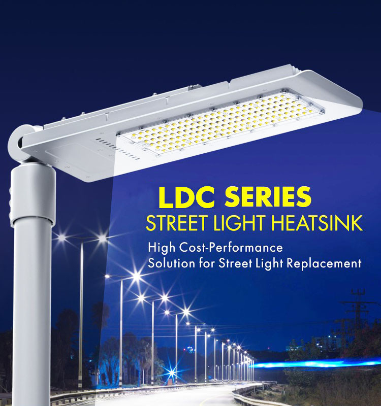 Aluminum Alloy Outdoor Waterproof Led Street Light 3000k-6500k Line Diameter 3*0.75 0.3m
